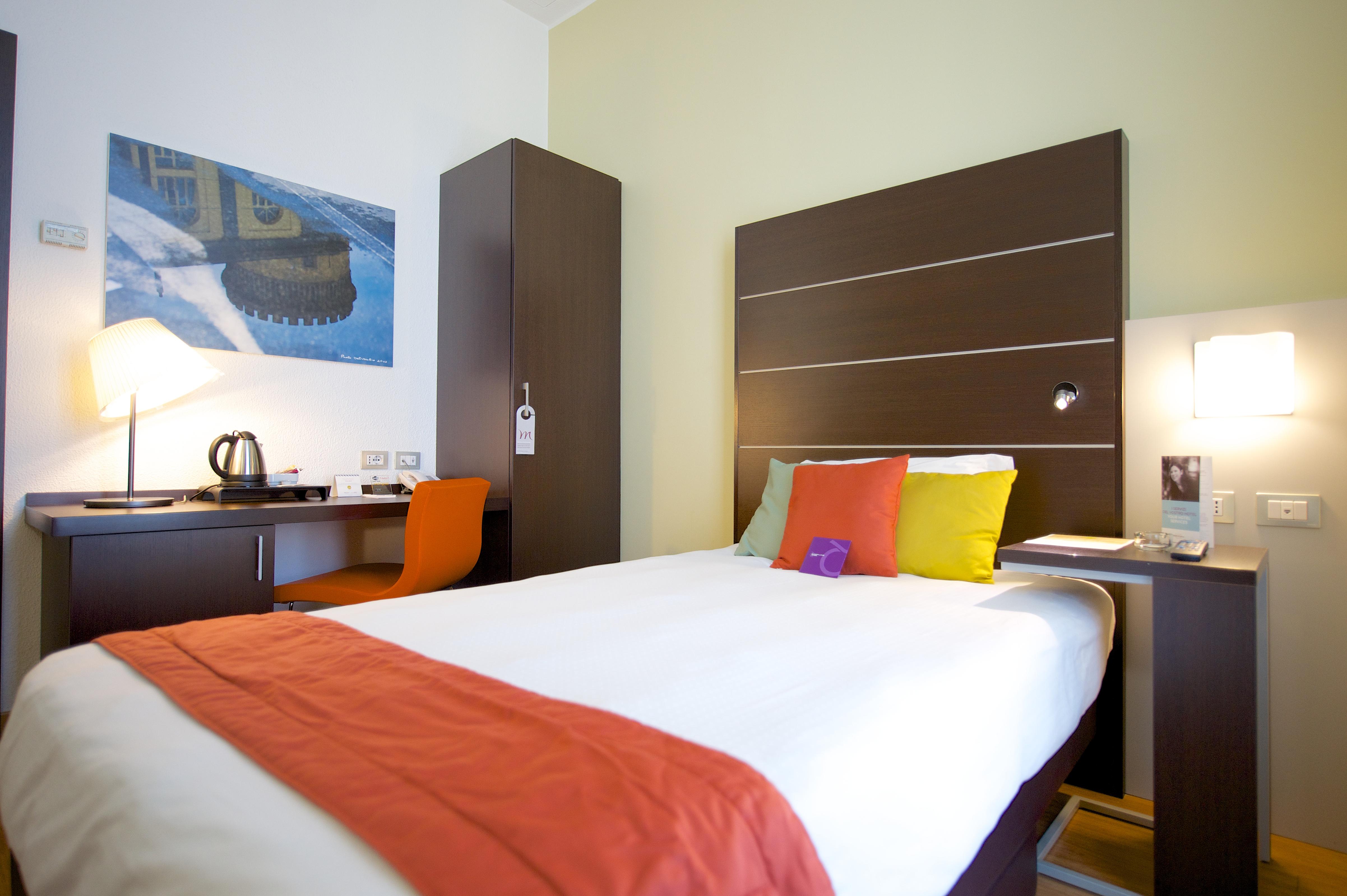 Mercure Napoli Centro Angioino Εξωτερικό φωτογραφία