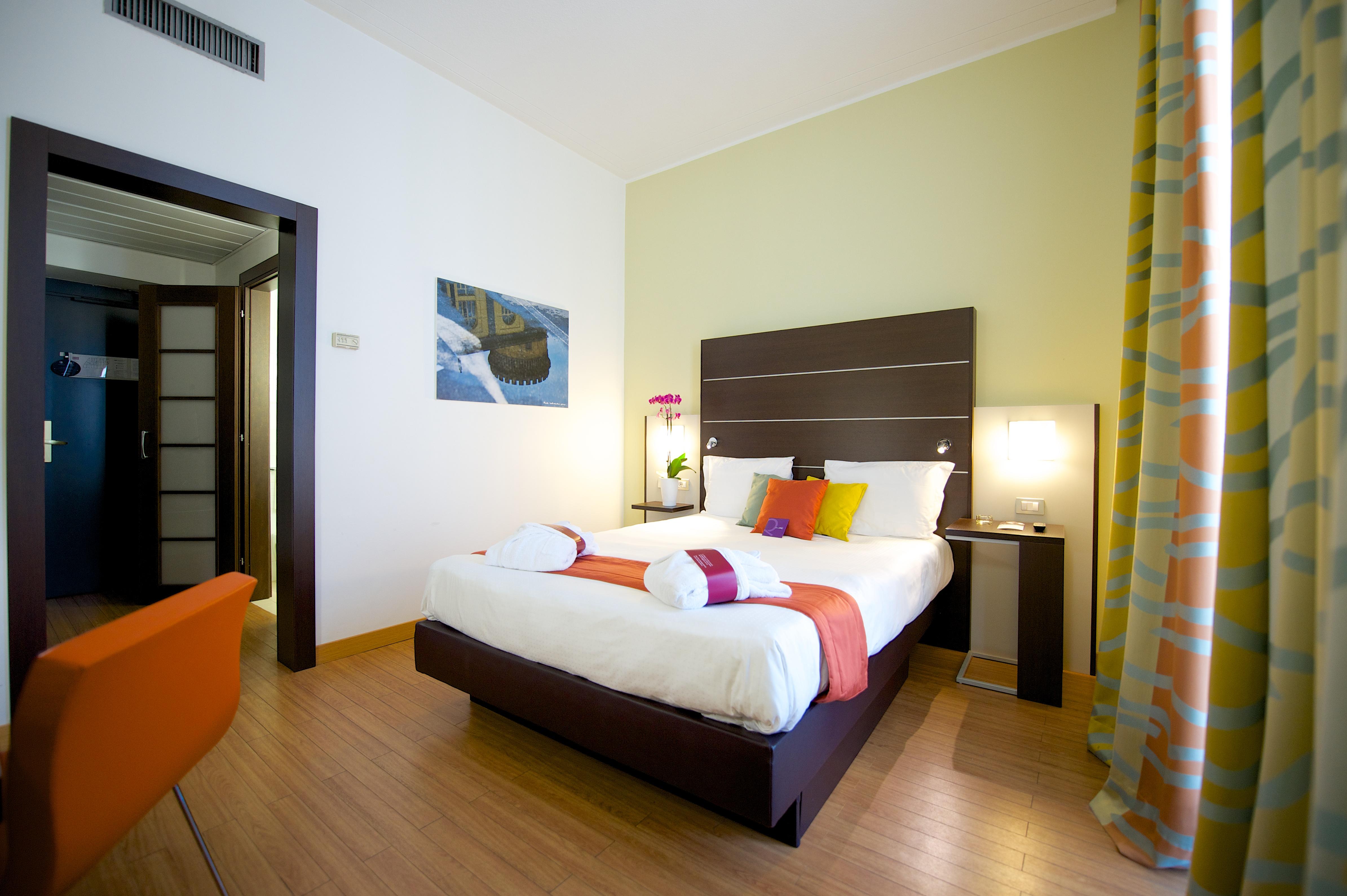 Mercure Napoli Centro Angioino Εξωτερικό φωτογραφία