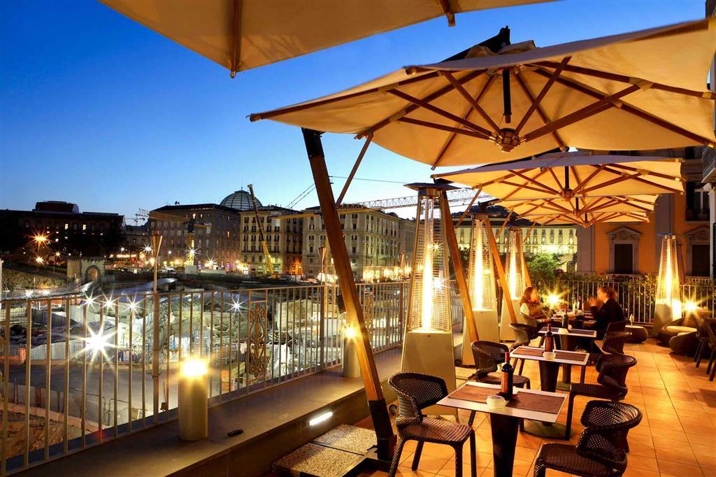 Mercure Napoli Centro Angioino Εξωτερικό φωτογραφία