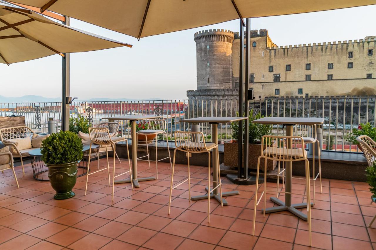 Mercure Napoli Centro Angioino Εξωτερικό φωτογραφία