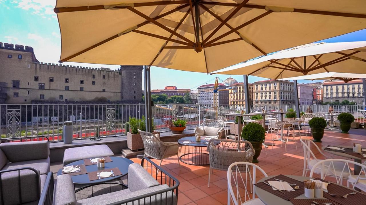 Mercure Napoli Centro Angioino Εξωτερικό φωτογραφία