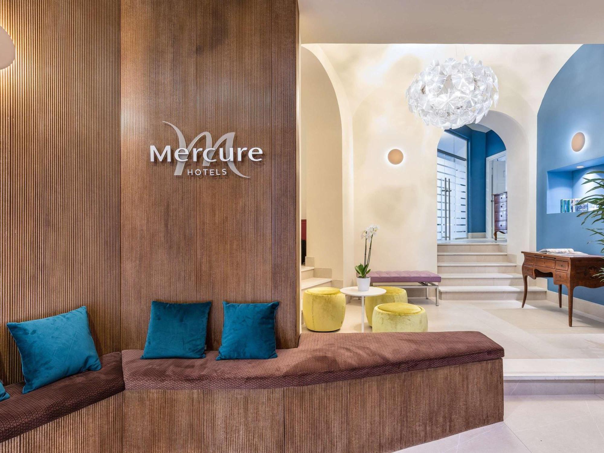 Mercure Napoli Centro Angioino Εξωτερικό φωτογραφία