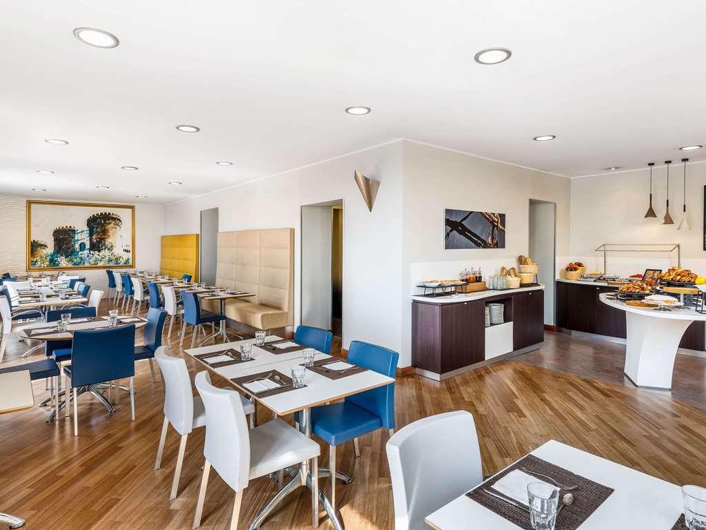 Mercure Napoli Centro Angioino Εστιατόριο φωτογραφία