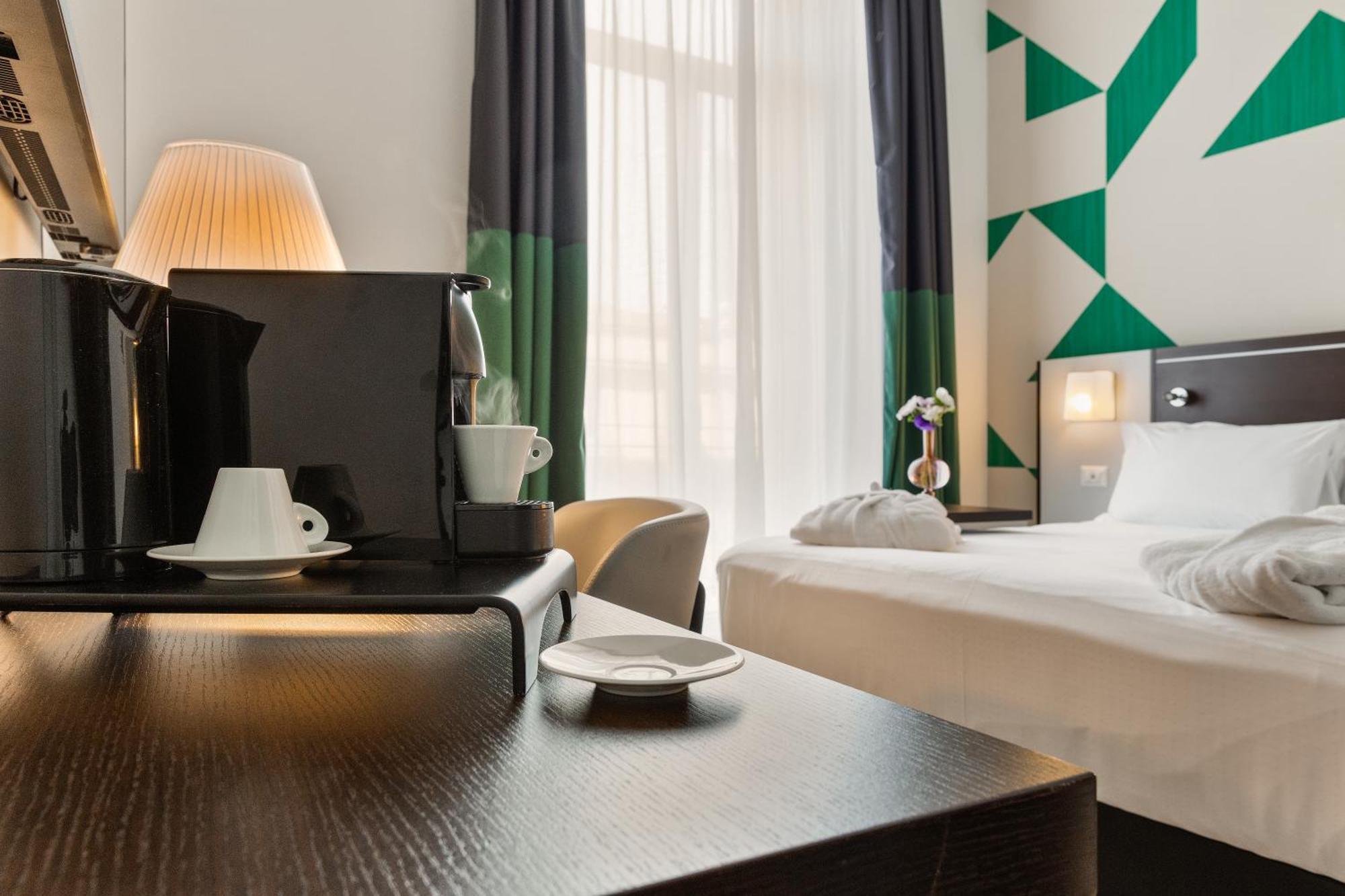 Mercure Napoli Centro Angioino Εξωτερικό φωτογραφία